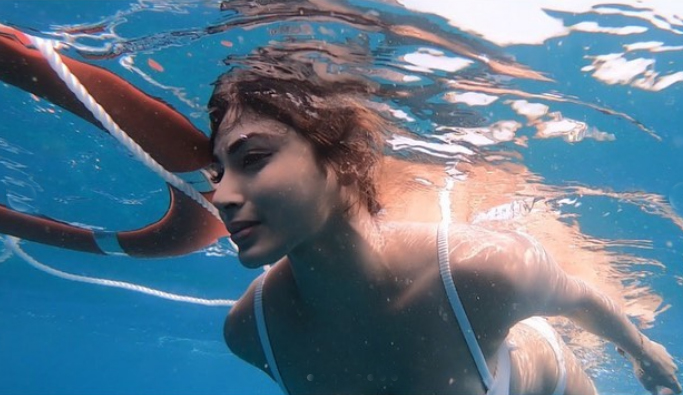 Mouny Roy15feb